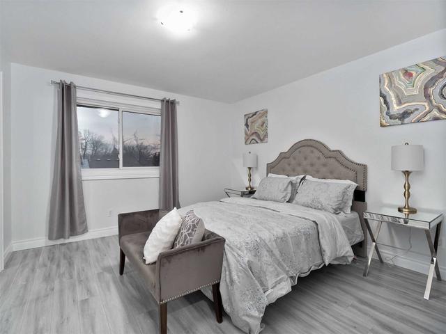 100 - 275 Manse Rd, Townhouse with 4 bedrooms, 3 bathrooms and 1 parking in Toronto ON | Image 17