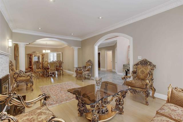 365 Princess Ave, House detached with 5 bedrooms, 7 bathrooms and 6 parking in Toronto ON | Image 36
