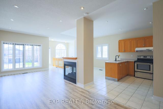 52 Villandry Cres, House detached with 3 bedrooms, 3 bathrooms and 5 parking in Vaughan ON | Image 37