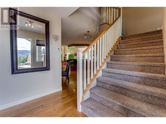 19 Kestrel Crt, House detached with 4 bedrooms, 3 bathrooms and 6 parking in Vernon BC | Image 18