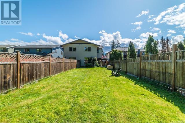 5194 Dunster Rd, House detached with 3 bedrooms, 3 bathrooms and 2 parking in Nanaimo BC | Image 24