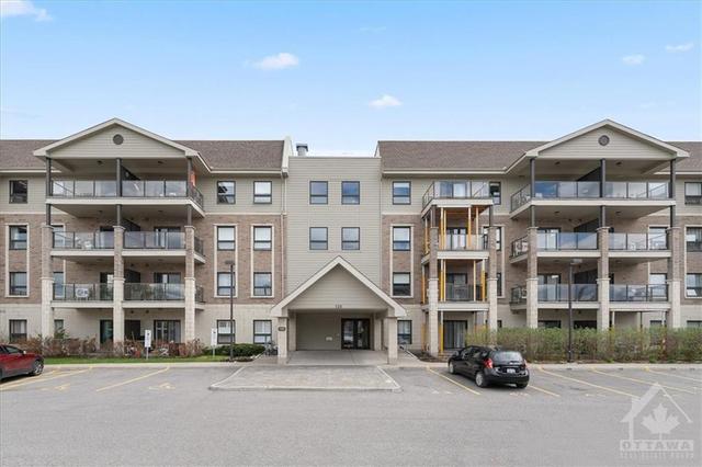 412 - 120 Prestige Cir, Condo with 1 bedrooms, 1 bathrooms and 2 parking in Ottawa ON | Image 1