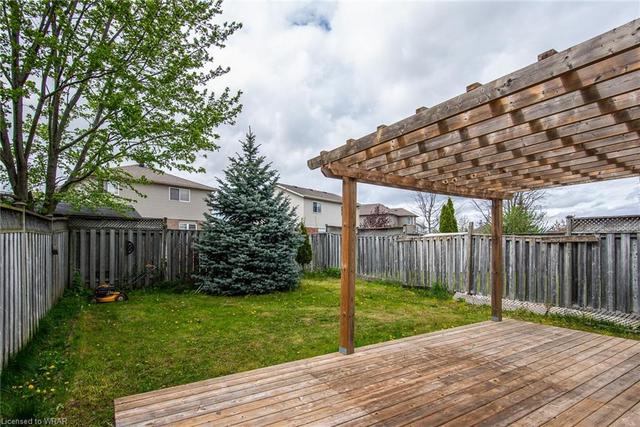197 Deerpath Dr, House detached with 3 bedrooms, 3 bathrooms and 4 parking in Guelph ON | Image 32