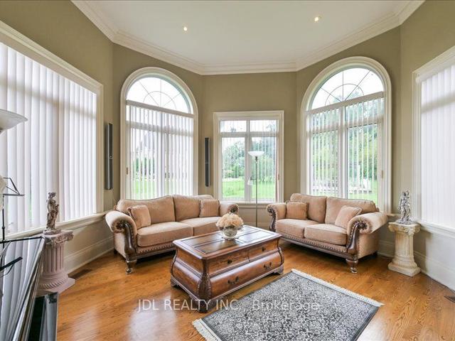15 Lake Woods Dr, House detached with 6 bedrooms, 7 bathrooms and 15 parking in Whitchurch Stouffville ON | Image 14