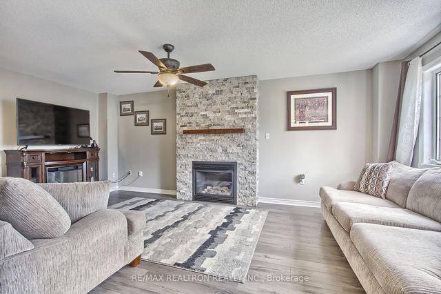 31 Kerfoot Cres, House detached with 3 bedrooms, 4 bathrooms and 4 parking in Georgina ON | Image 7