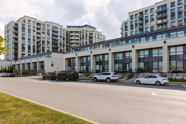 TH122 - 24 Woodstream Blvd, Townhouse with 2 bedrooms, 3 bathrooms and 1 parking in Vaughan ON | Image 1