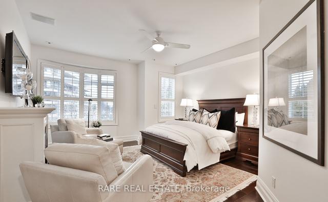 102 Pleasant Blvd, Townhouse with 3 bedrooms, 4 bathrooms and 2 parking in Toronto ON | Image 11