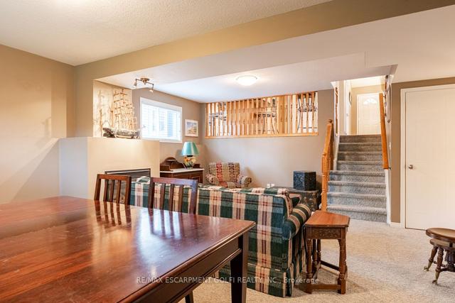 21 Foxhill Cres, House detached with 3 bedrooms, 2 bathrooms and 3 parking in St. Catharines ON | Image 20