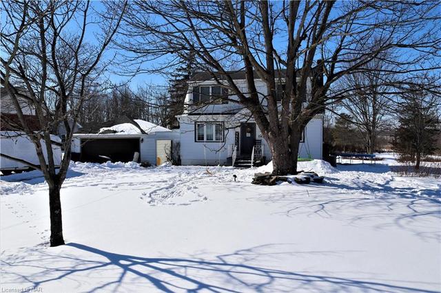 2385 Stevensville Road, House detached with 3 bedrooms, 2 bathrooms and 8 parking in Fort Erie ON | Image 26