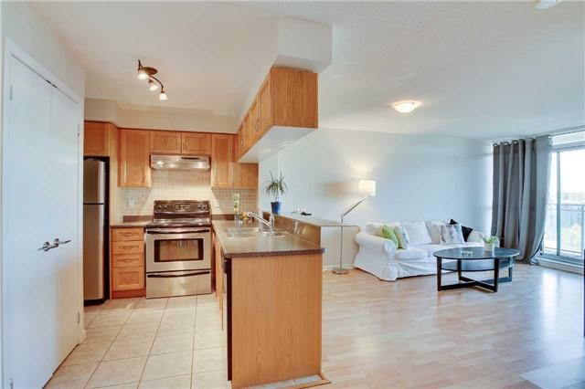 1002 - 185 Legion Rd N, Condo with 1 bedrooms, 1 bathrooms and 1 parking in Toronto ON | Image 4