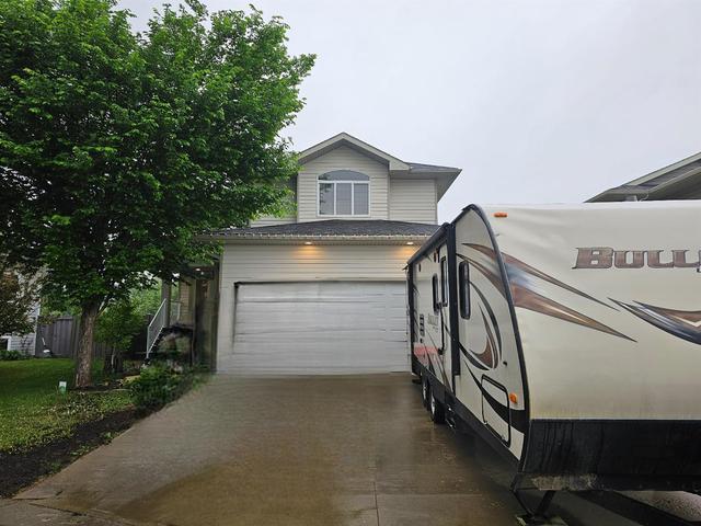 6617 111 A Street, House detached with 4 bedrooms, 3 bathrooms and 6 parking in Grande Prairie AB | Image 1