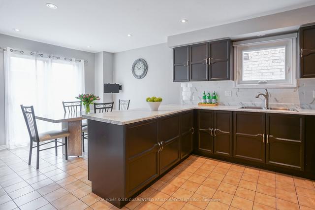90 Gayla St, House detached with 3 bedrooms, 4 bathrooms and 5 parking in Vaughan ON | Image 29