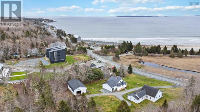 7546 Highway 3, House detached with 4 bedrooms, 1 bathrooms and null parking in Queens NS | Image 6