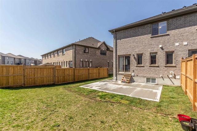 90 Hollybrook Tr, House attached with 3 bedrooms, 4 bathrooms and 3 parking in Kitchener ON | Image 27
