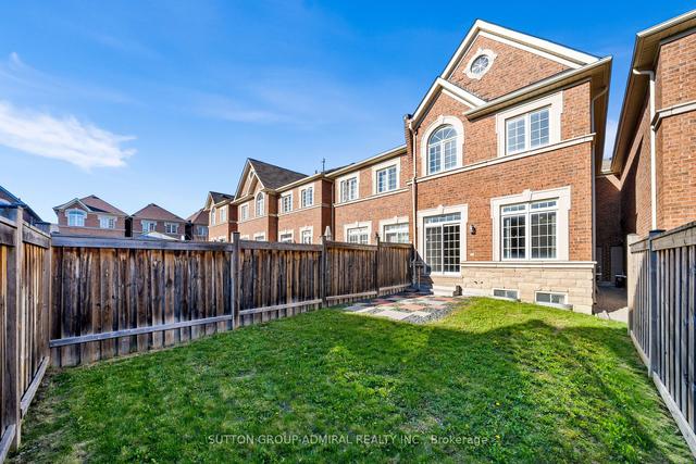 109 Spruce Pine Cres, House attached with 3 bedrooms, 4 bathrooms and 3 parking in Vaughan ON | Image 26