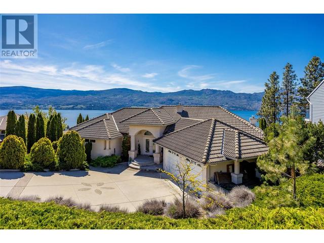 1305 Menu Rd, House detached with 4 bedrooms, 3 bathrooms and 6 parking in West Kelowna BC | Image 2