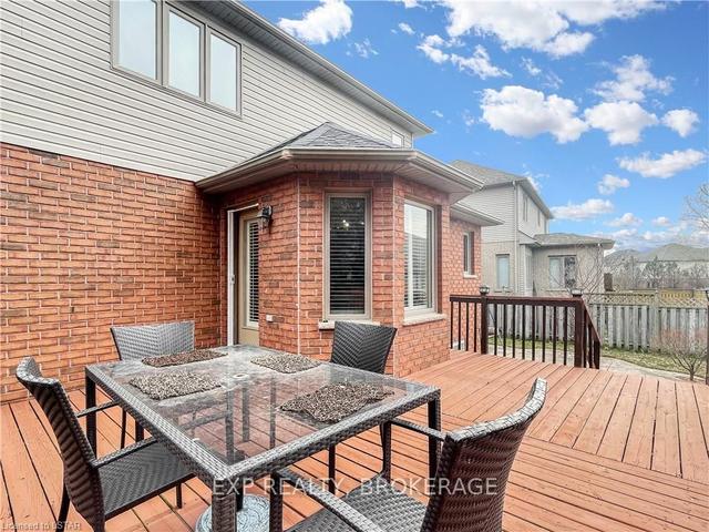 551 Stonehaven Crt, House detached with 3 bedrooms, 4 bathrooms and 6 parking in London ON | Image 22