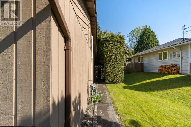 834 Sonora Pl, House detached with 3 bedrooms, 2 bathrooms and 4 parking in Qualicum Beach BC | Image 39