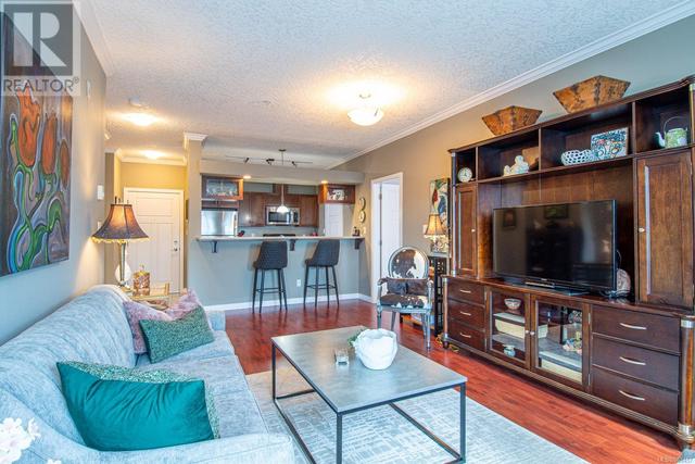209 - 7088 West Saanich Rd, Condo with 2 bedrooms, 2 bathrooms and 1 parking in Central Saanich BC | Image 8