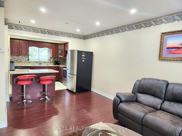 45 Whiteleas Ave, House attached with 4 bedrooms, 3 bathrooms and 4 parking in Toronto ON | Image 24