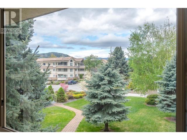 201 - 8412 Jubilee Rd, Condo with 2 bedrooms, 2 bathrooms and 1 parking in Summerland BC | Image 14
