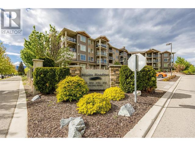 106 - 3733 Casorso Rd, Condo with 1 bedrooms, 2 bathrooms and 1 parking in Kelowna BC | Image 1