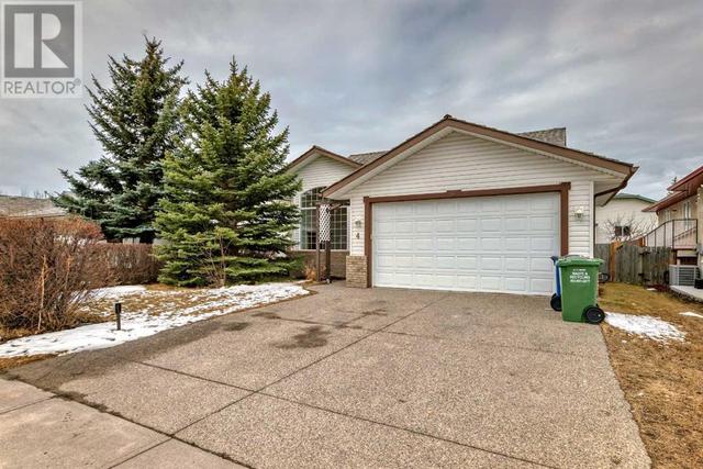4 West Hall Pl, House detached with 4 bedrooms, 3 bathrooms and 4 parking in Cochrane AB | Image 44