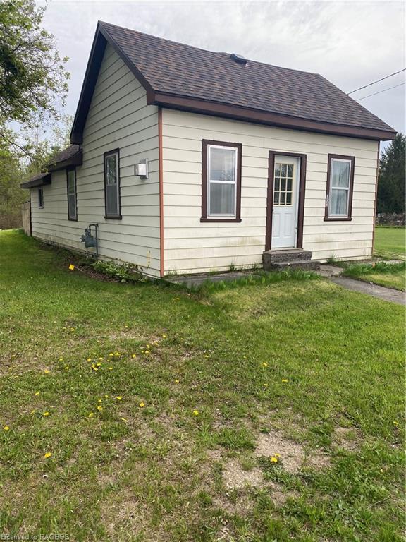 203 Queen St, House detached with 2 bedrooms, 1 bathrooms and 1 parking in South Bruce Peninsula ON | Image 11