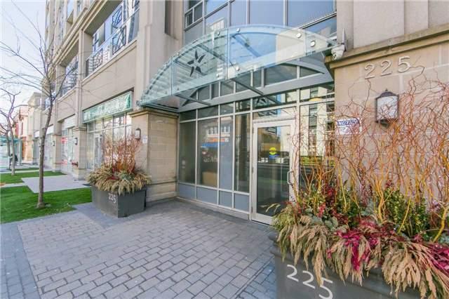 1001 - 225 Wellesley St E, Condo with 2 bedrooms, 2 bathrooms and 1 parking in Toronto ON | Image 4