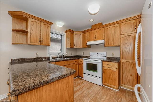 74 White Pine Way, House detached with 2 bedrooms, 2 bathrooms and 2 parking in Guelph ON | Image 23