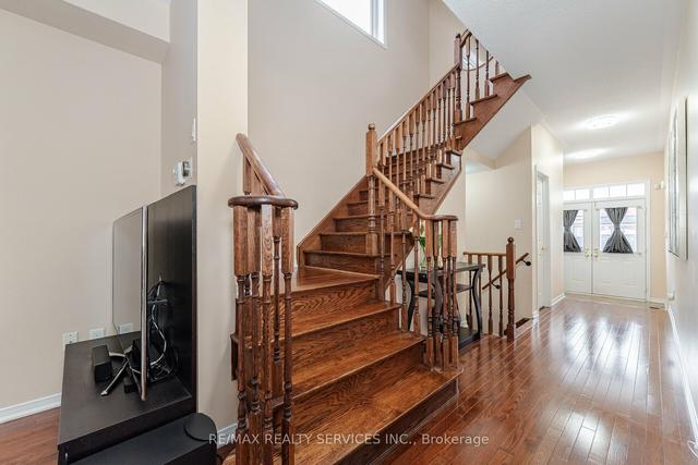 89 Templehill Rd, House semidetached with 3 bedrooms, 4 bathrooms and 4 parking in Brampton ON | Image 10