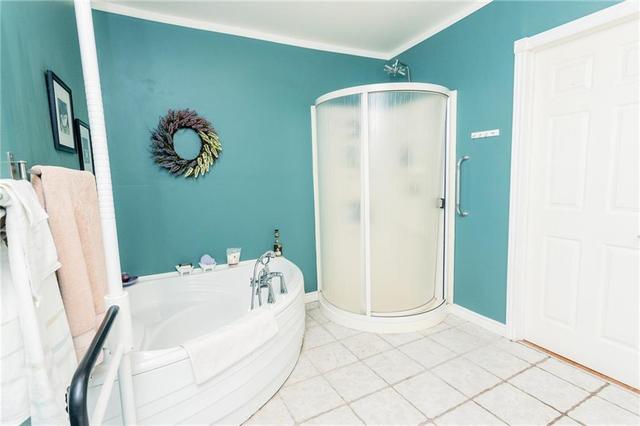 311 Shirley Ave, House detached with 2 bedrooms, 1 bathrooms and 2 parking in Cornwall ON | Image 14