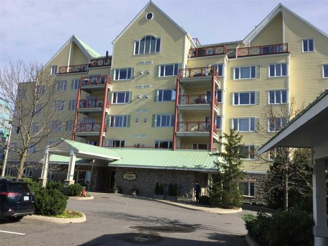 502 - 110 Steamship Bay Rd, Condo with 3 bedrooms, 2 bathrooms and 2 parking in Gravenhurst ON | Image 2