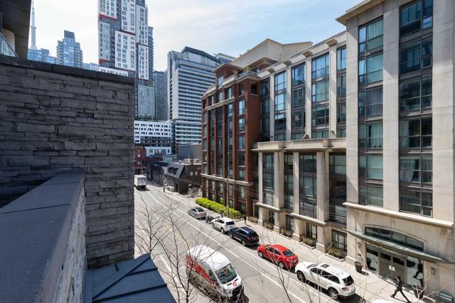 401 - 15 Beverley St, Condo with 1 bedrooms, 1 bathrooms and 0 parking in Toronto ON | Image 18