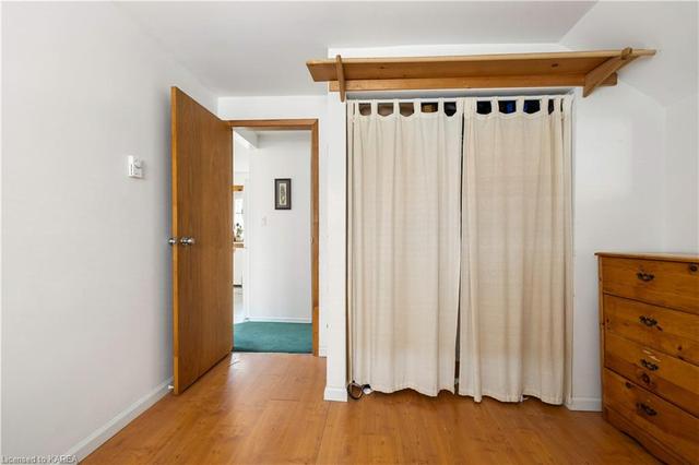 130 James St, House detached with 4 bedrooms, 2 bathrooms and 3 parking in Kingston ON | Image 13