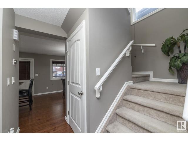 1880 32 St Nw, House detached with 3 bedrooms, 2 bathrooms and null parking in Edmonton AB | Image 10