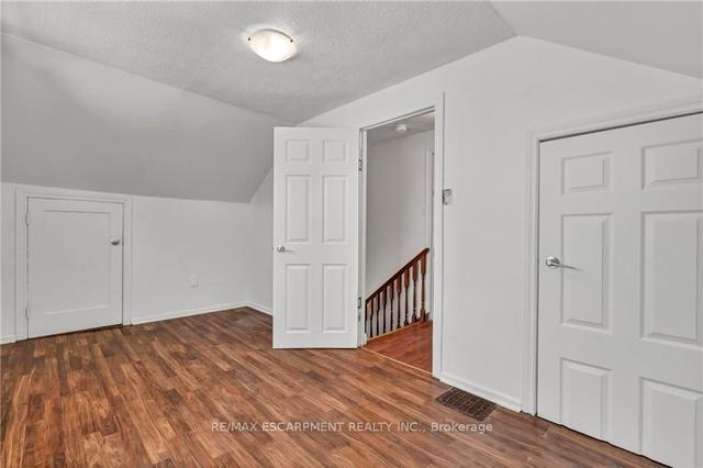 1788 Barton St E, House detached with 3 bedrooms, 1 bathrooms and 3 parking in Hamilton ON | Image 13