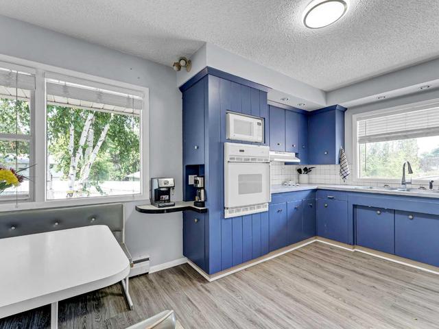 517 Connaught Dr Sw, House detached with 5 bedrooms, 2 bathrooms and 1 parking in Medicine Hat AB | Image 12