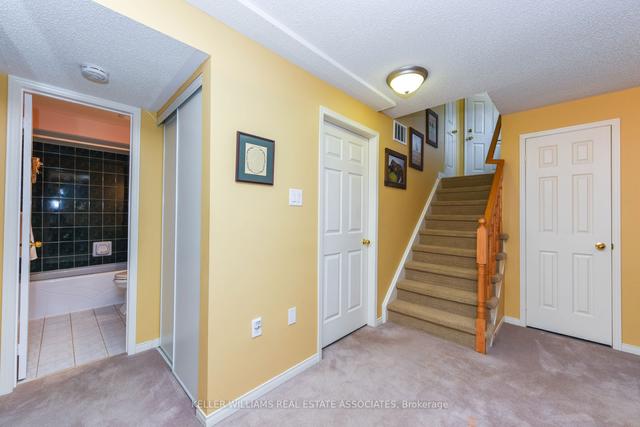 21 Springview Dr, House detached with 2 bedrooms, 1 bathrooms and 4 parking in Brampton ON | Image 11