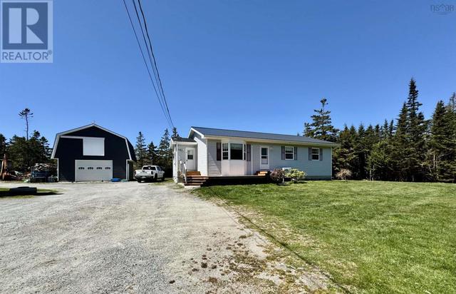 314 Bear Point Rd, House detached with 4 bedrooms, 2 bathrooms and null parking in Barrington NS | Image 2