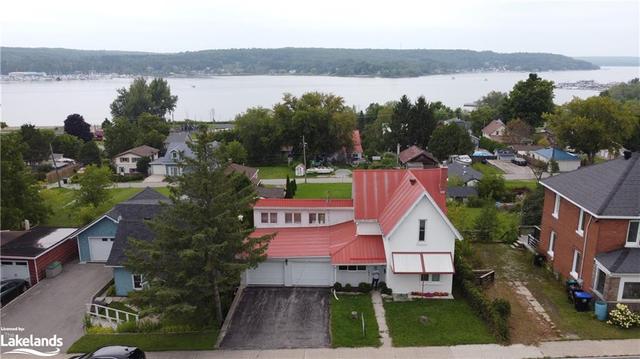 51 Robert St W, House detached with 4 bedrooms, 3 bathrooms and 4 parking in Penetanguishene ON | Image 12
