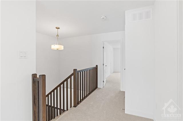 966 Brian Good Ave, Townhouse with 3 bedrooms, 3 bathrooms and 2 parking in Ottawa ON | Image 16
