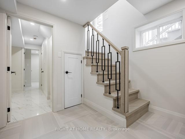 227 Renforth Dr, House detached with 4 bedrooms, 7 bathrooms and 5 parking in Toronto ON | Image 22