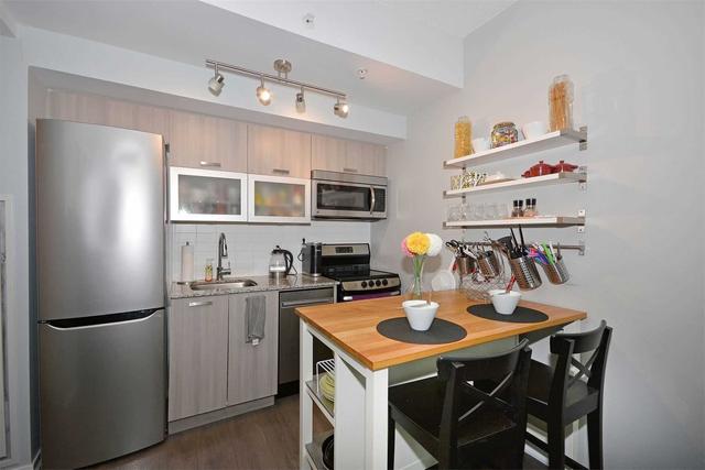 810E - 36 Lisgar St, Condo with 2 bedrooms, 1 bathrooms and 0 parking in Toronto ON | Image 20