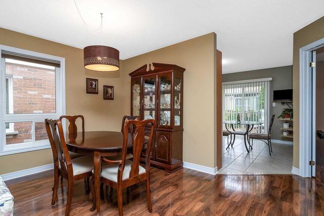 315 Malick St, House detached with 2 bedrooms, 4 bathrooms and 2 parking in Milton ON | Image 3