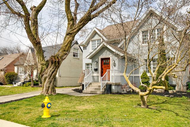 60 Ridgevale Dr, House detached with 3 bedrooms, 4 bathrooms and 5 parking in Toronto ON | Image 12