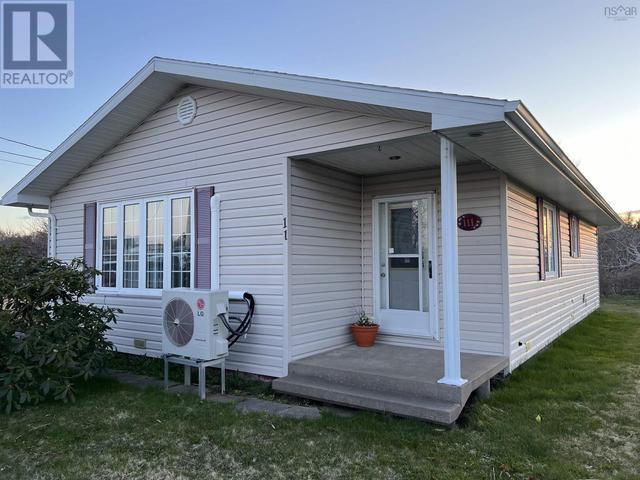 111 North St, House detached with 2 bedrooms, 1 bathrooms and null parking in Cape Breton NS | Image 1