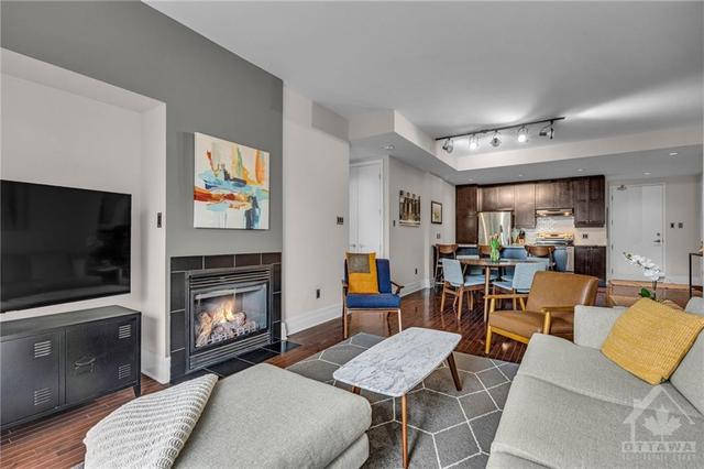 208 - 1422 Wellington St W, Condo with 2 bedrooms, 1 bathrooms and 1 parking in Ottawa ON | Image 13