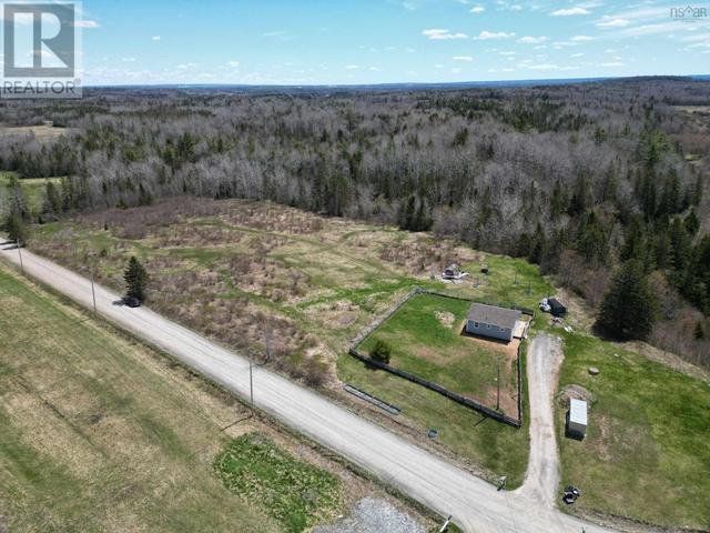 235 Macintosh Rd, House detached with 1 bedrooms, 1 bathrooms and null parking in East Hants NS | Image 2