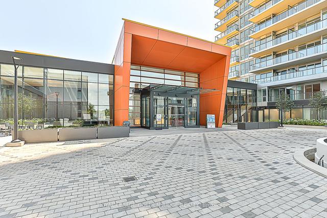 506 - 85 Mcmahon Dr, Condo with 2 bedrooms, 1 bathrooms and 1 parking in Toronto ON | Image 8